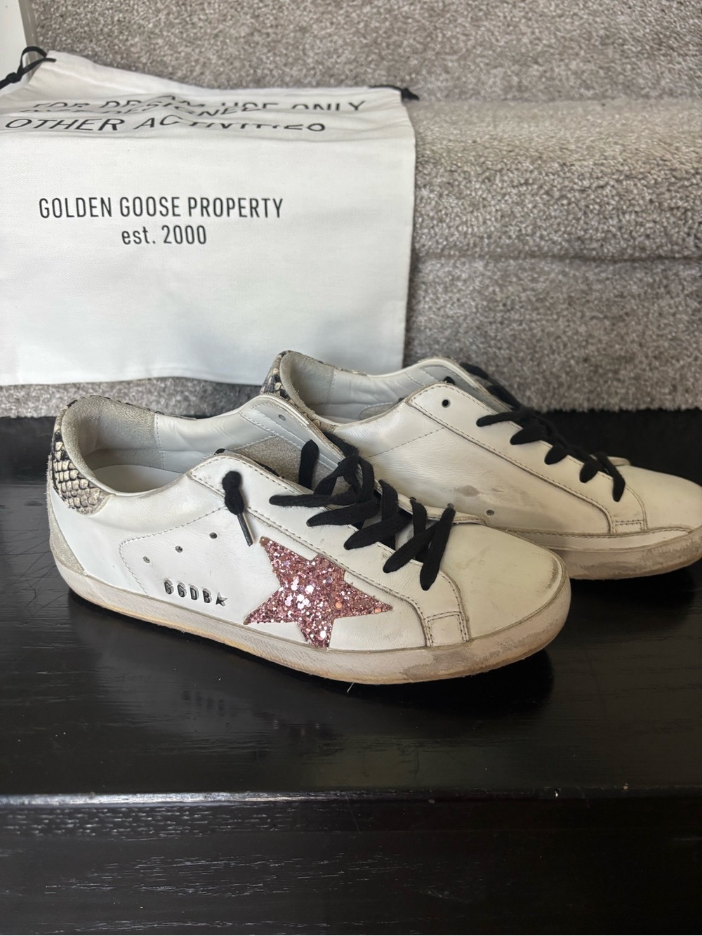 Golden Goose White Sneakers with Pink Glitter Star - Picture 3 of 5